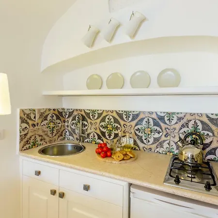 펜션 La Dimora Di Marco 오스투니